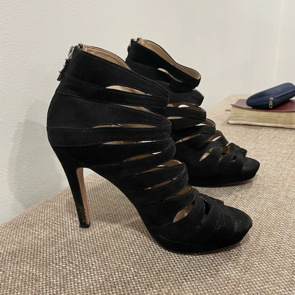 H&M Black Stiletto Heels with Cutout Straps - Picture 2 of 4